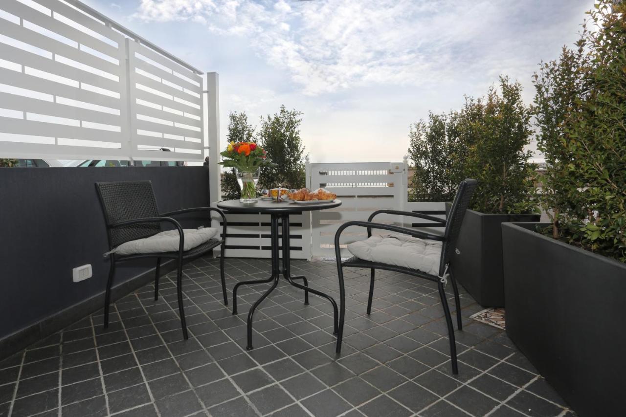 Ag Luxury Rooms Giardini Naxos Ngoại thất bức ảnh