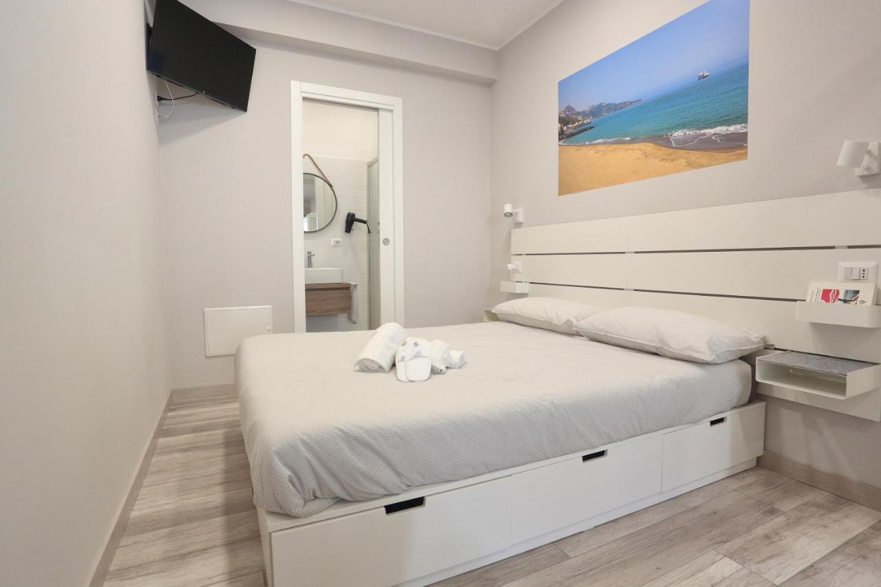 Ag Luxury Rooms Giardini Naxos Ngoại thất bức ảnh