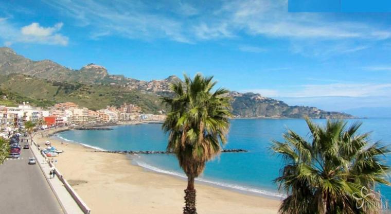 Ag Luxury Rooms Giardini Naxos Ngoại thất bức ảnh