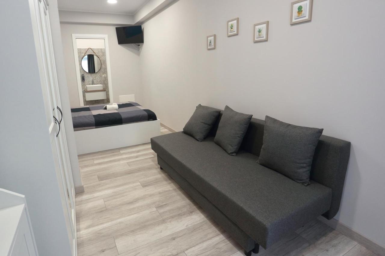 Ag Luxury Rooms Giardini Naxos Ngoại thất bức ảnh